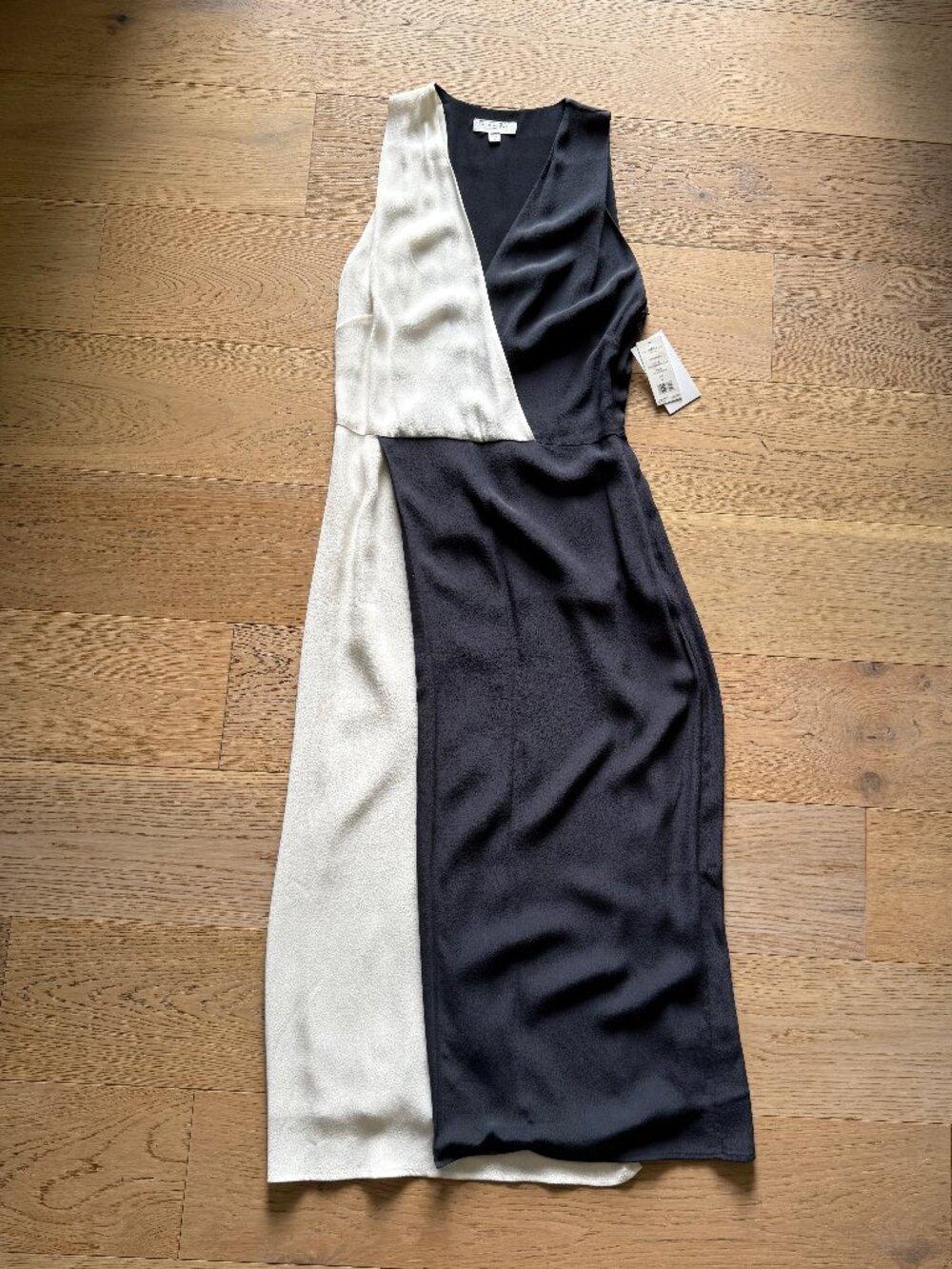 Equipment Galane Black and White Dress- Too Big For Me Ordered Size 2 Instead